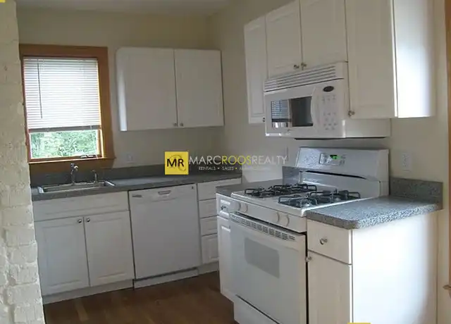 Property at 49 Pearl St Unit 2, Newton, MA, 02458, 2 beds, 2 baths, [object Object]