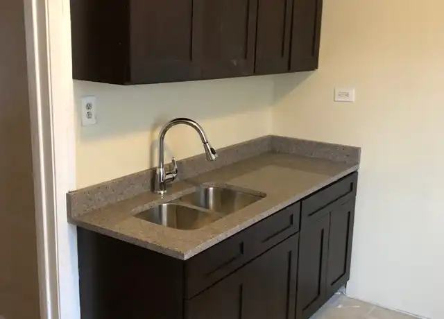 Property at 4410 S Drexel Blvd Unit 3W, Chicago, IL, 60653, 0 beds, 1 bath, [object Object]