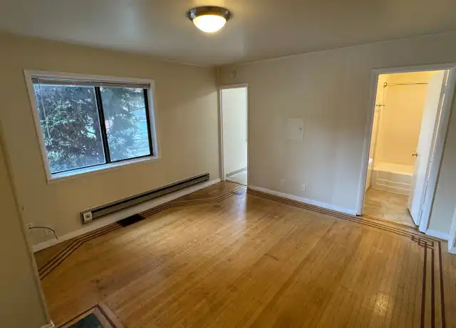 Property at 910 E Mercer St Unit 03, Seattle, WA, 98102, 0 beds, 1 bath, [object Object]