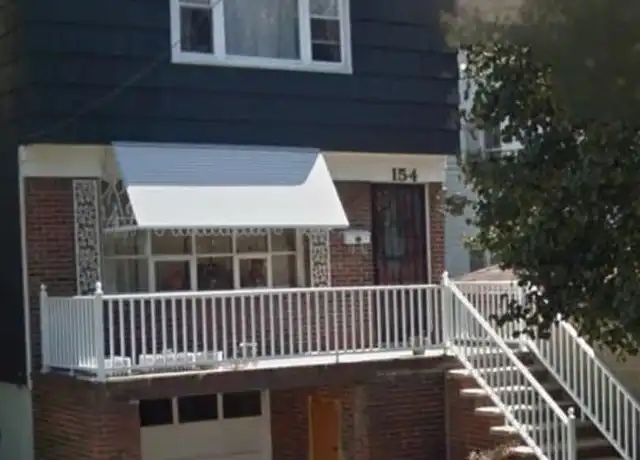 Property at 154 Humphrey Ave Apt 2, Bayonne, NJ, 07002, 3 beds, 1 bath, [object Object]