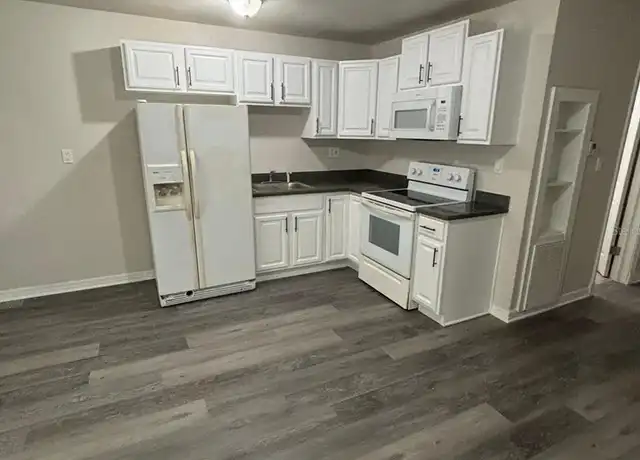 Property at 200 Magnolia St, Altamonte Springs, FL, 32701, 2 beds, 1 bath, [object Object]