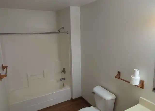 Property at 621 Amy Dr Unit 629 7, Holmen, WI, 54636, 2 beds, 1 bath, [object Object]