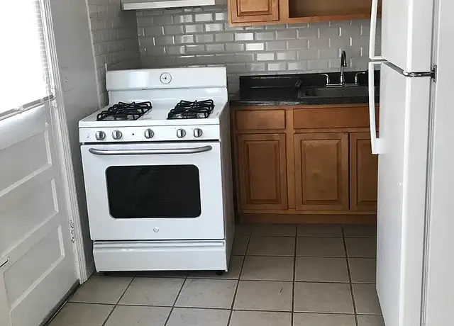 Photo of 241 Quinnipiac Ave, New Haven, CT 06513