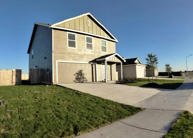 Property at 13249 Illumination Rd Unit R2, Elgin, TX, 78621, 4 beds, 3 baths, [object Object]