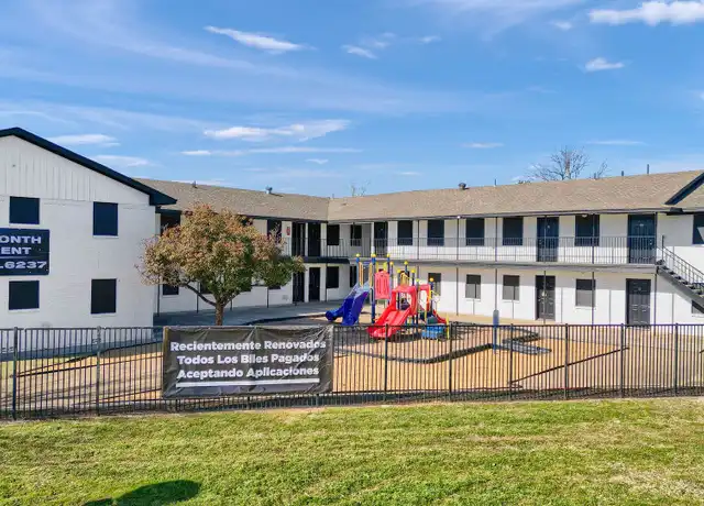 Property at The Circle at Denison - 1527 S Austin Ave, Denison, TX, 75020, 1-2 bed, 1-1.5 bath, [object Object]