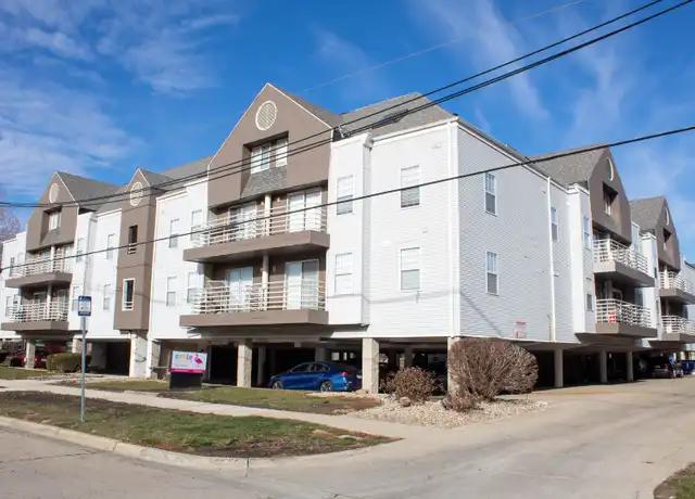 Property at 52 E Armory Ave, Champaign, IL, 61820, 2 beds, 2 baths, [object Object]