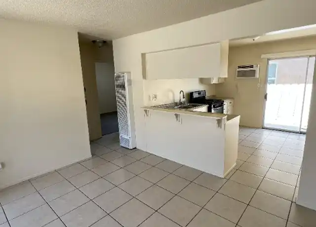 Property at 224 E Granger Ave Unit 1, Modesto, CA, 95350, 2 beds, 1 bath, [object Object]