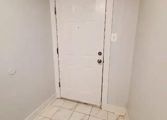 Property at 963 E 84th St Unit G2, Chicago, IL, 60619, 3 beds, 1 bath, [object Object]