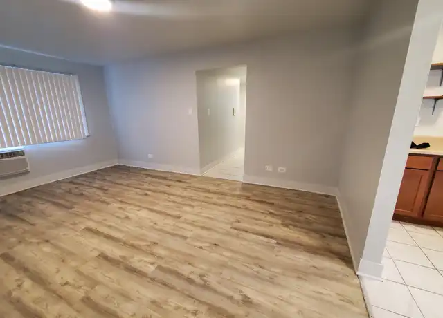 Property at 963 E 84th St Unit G2, Chicago, IL, 60619, 3 beds, 1 bath, [object Object]