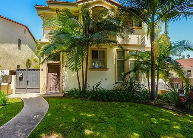 Property at 1243 Franklin St Apt 1, Santa Monica, CA, 90404, 2 beds, 2.5 baths, [object Object]