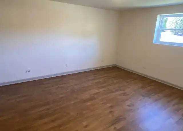 Property at 1013 W Parkway Ave Unit 3, Knoxville, TN, 37912, 1 bed, 1 bath, [object Object]