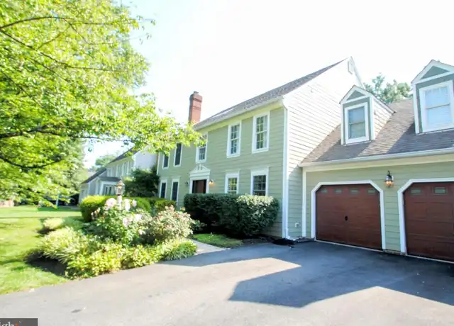 Property at 1506 Chain Bridge Ct, Mc Lean, VA, 22101, 5 beds, 3.5 baths, [object Object]