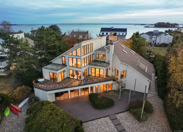 Property at 10 Surf Rd, Westport, CT, 06880, 4 beds, 4.5 baths, [object Object]