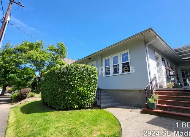 Property at 2924 SE Madison St Unit 2924, Portland, OR, 97214, 1 bed, 1 bath, [object Object]