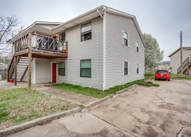 Property at 304 Vicksburg Cir Unit A, Norman, OK, 73071, 2 beds, 1 bath, [object Object]