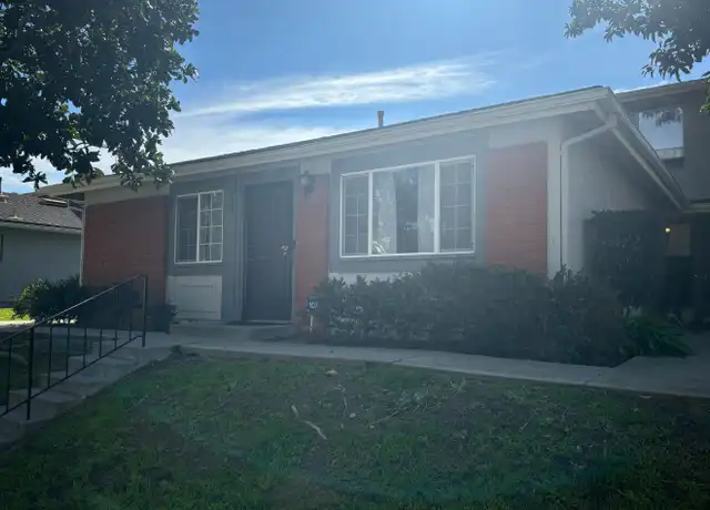 Property at 5000 Shenandoah St Unit 5000, Ventura, CA, 93003, 2 beds, 1 bath, [object Object]