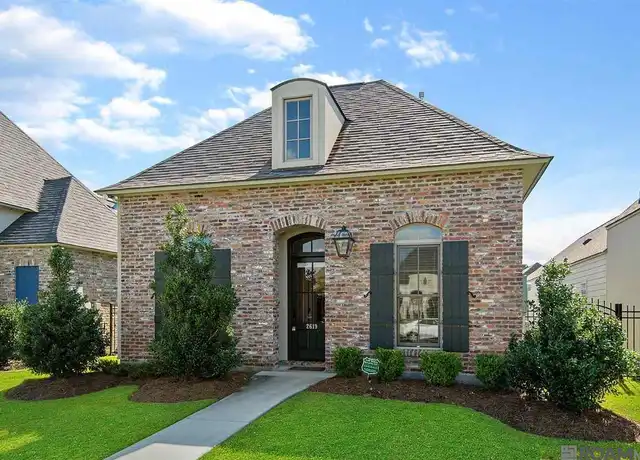 Property at 2619 Cresthaven Ave, Baton Rouge, LA, 70810, 4 beds, 2 baths, [object Object]