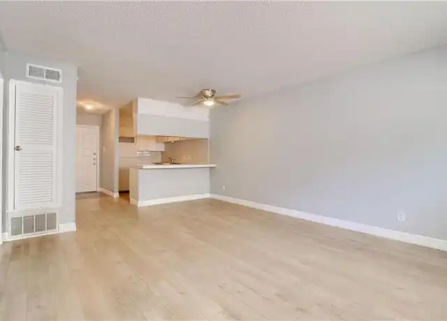 Property at 2122 Hancock Dr #105, Austin, TX, 78756, 2 beds, 1 bath, [object Object]
