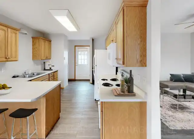 Property at 3505 E 11th St, Sioux Falls, SD, 57103, 2 beds, 1.5 baths, [object Object]