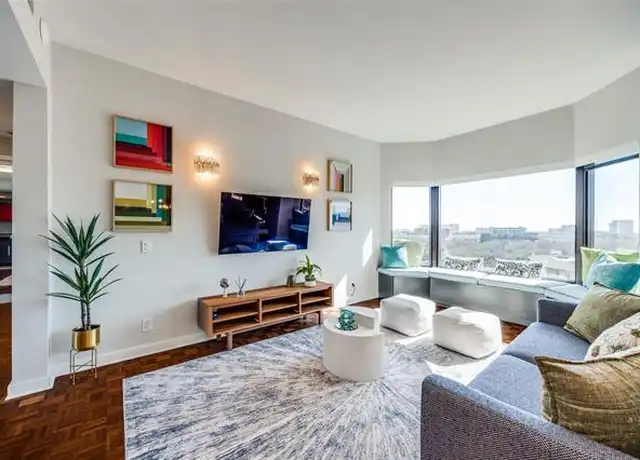 Property at 3030 McKinney Ave #805, Dallas, TX, 75204, 1 bed, 1 bath, [object Object]