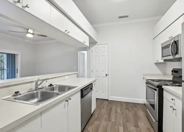 Property at Waters Edge Apartments - 3625 New Jersey Rd, Lakeland, FL, 33803, 2 beds, 2 baths, [object Object]