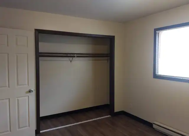 Property at 624 Broadway St, Eau Claire, WI, 54703, 2 beds, 1 bath, [object Object]