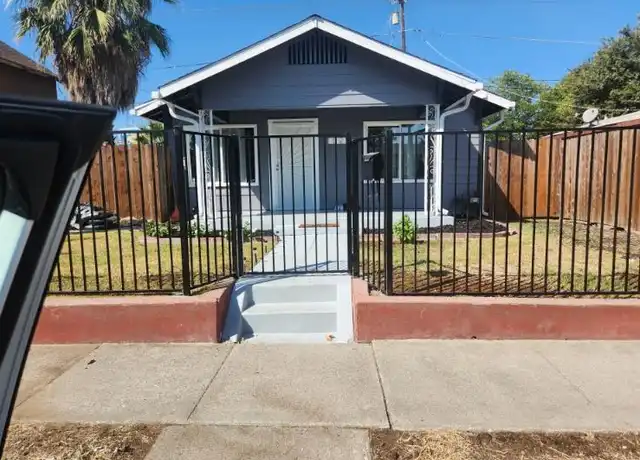 Property at 1527 N Stanford Ave, Stockton, CA, 95205, 2 beds, 1 bath, [object Object]