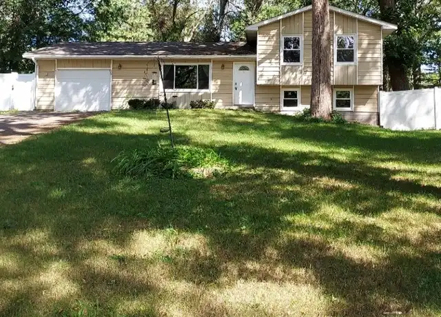 Property at 1353 State St, Houlton, WI, 54082, 3 beds, 2 baths, [object Object]