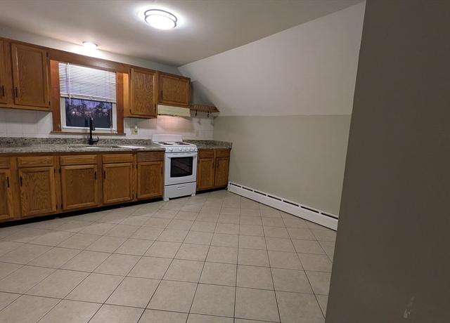 Photo of 19 Harrison Ave Unit 2, Taunton, MA 02780