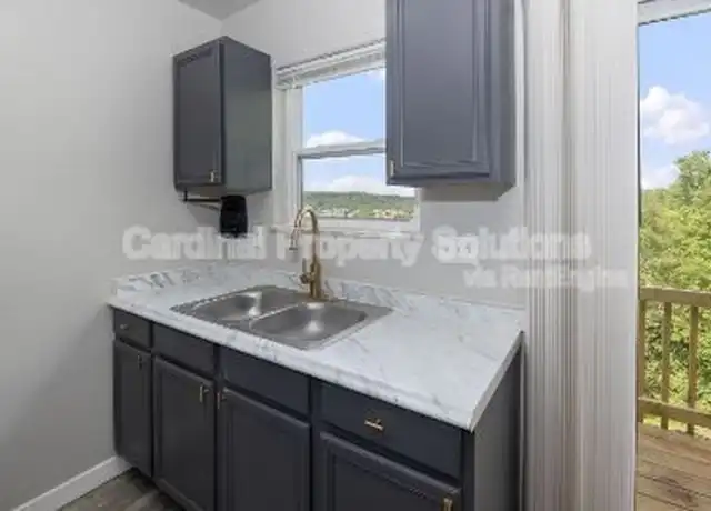 Property at 3271 Morrison Ave Unit 10, Cincinnati, OH, 45220, 0 beds, 1 bath, [object Object]