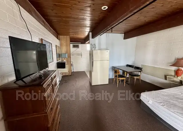 Property at 340 6th St Unit 10, Wells, NV, 89835, 1 bed, 1 bath, [object Object]