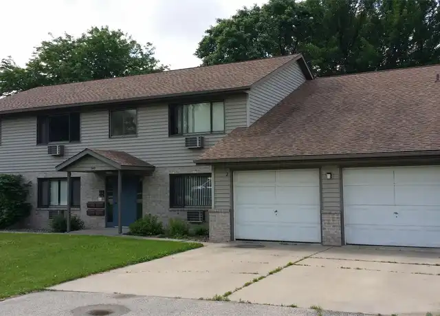 Property at 1143 Lewellen St Unit 2, Marshall, WI, 53559, 2 beds, 1 bath, [object Object]