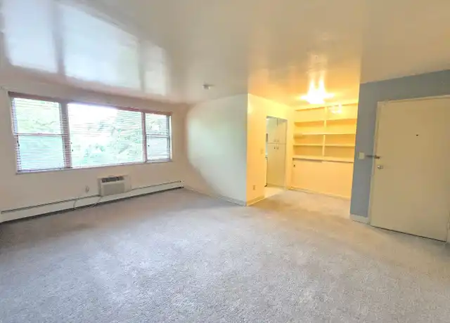 Property at 2490 W Kenwood Ct Unit 13, Sioux Falls, SD, 57104, 1 bed, 1 bath, [object Object]