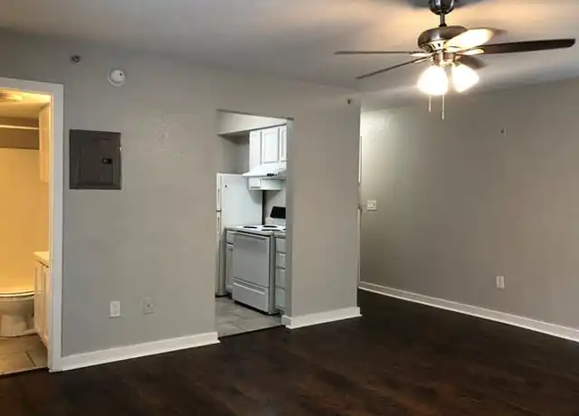 Property at 701 W Sycamore St #107, Denton, TX, 76201, 0 beds, 1 bath, [object Object]