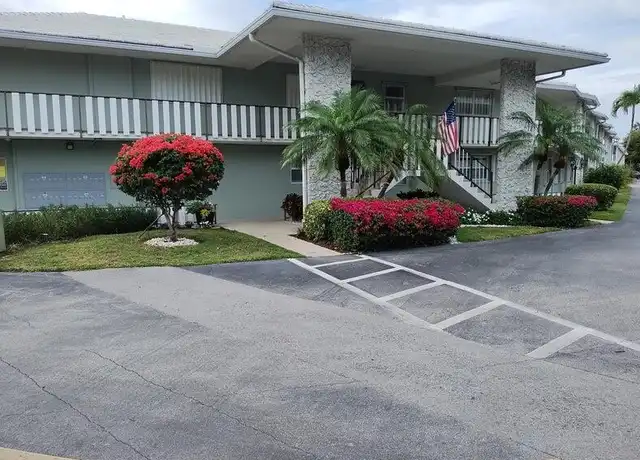 Property at 5510 N Ocean Blvd #206, Ocean Ridge, FL, 33435, 1 bed, 1.5 baths, [object Object]
