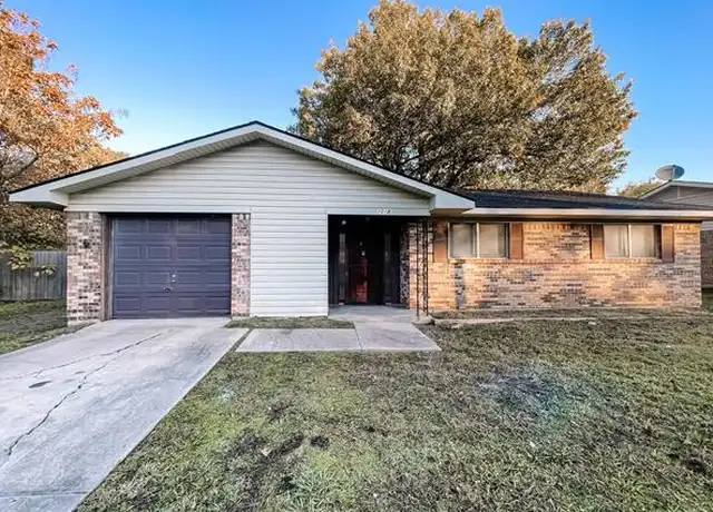 Property at 1018 S Idlewild Dr, Sherman, TX, 75090, 3 beds, 2 baths, [object Object]