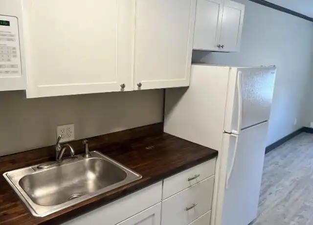 Property at 55 N Main St, South Deerfield, MA, 01373, 0 beds, 1 bath, [object Object]