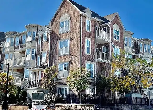 Property at 200 Dey St Unit 268, Harrison, NJ, 07029, 2 beds, 2 baths, [object Object]