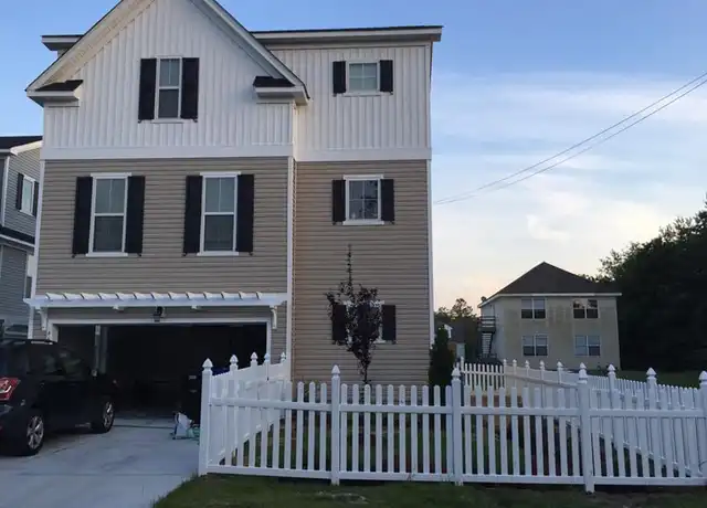 Property at 4655 Lee Ave, Virginia Beach, VA, 23455, 3 beds, 3.5 baths, [object Object]