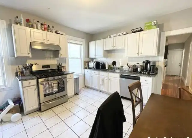 Property at 19 Taft St, Dorchester, MA, 02125, 4 beds, 1 bath, [object Object]