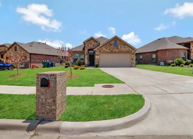 Property at 609 Beechwood Dr, Greenville, TX, 75402, 3 beds, 2 baths, [object Object]
