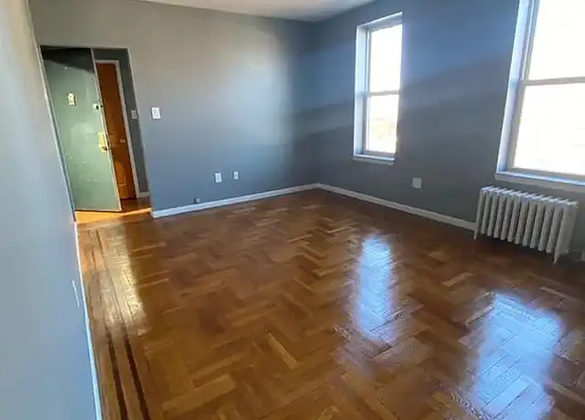 Property at 9031 Fort Hamilton Pkwy, Brooklyn, NY, 11209, 1 bed, 1 bath, [object Object]
