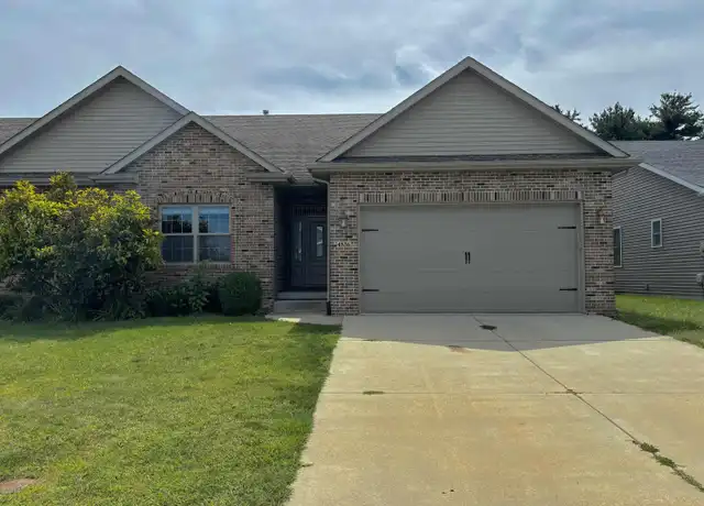 Property at 4632 Thompson Rd, Springfield, IL, 62711, 3 beds, 3 baths, [object Object]