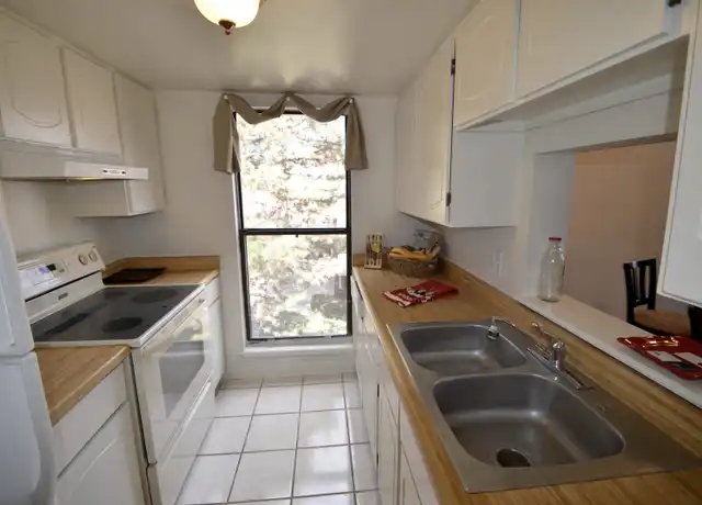 Property at 9797 E Peakview Ave Unit C11, Englewood, CO, 80111, 1 bed, 1 bath, [object Object]
