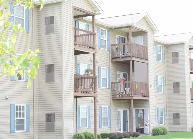 Property at Brighton Square Senior Apartments - 300 Fries Rd, Tonawanda, NY, 14150, 1 bed, 1 bath, [object Object]