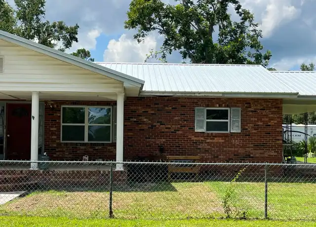 Property at 236 NW Pitts Gln, Lake City, FL, 32055, 2 beds, 1 bath, [object Object]