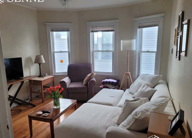 Photo of 125 Hillsdale Rd Unit 1, Somerville, MA 02144