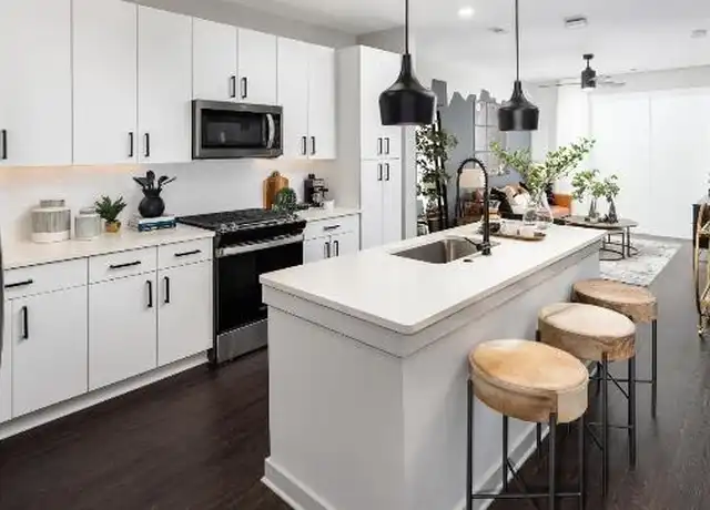 Property at 3314 Piedmont Rd, Atlanta, GA, 30305, 3 beds, 3 baths, [object Object]