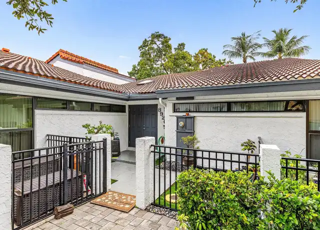 Property at 8920 Jacaranda Ln, Plantation, FL, 33324, 2 beds, 2 baths, [object Object]