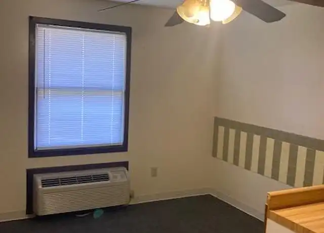 Property at 105 Chicora Rd Unit 44, Butler, PA, 16001, 1 bed, 1 bath, [object Object]